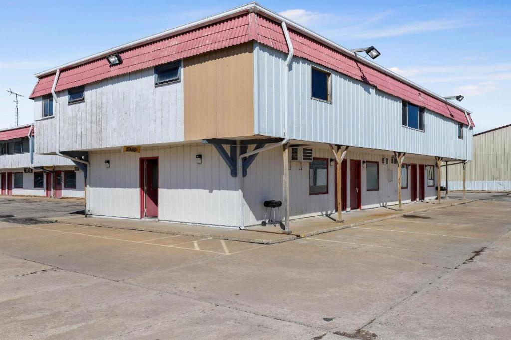 Hotel O Oskaloosa - Hwy 63/92 المظهر الخارجي الصورة